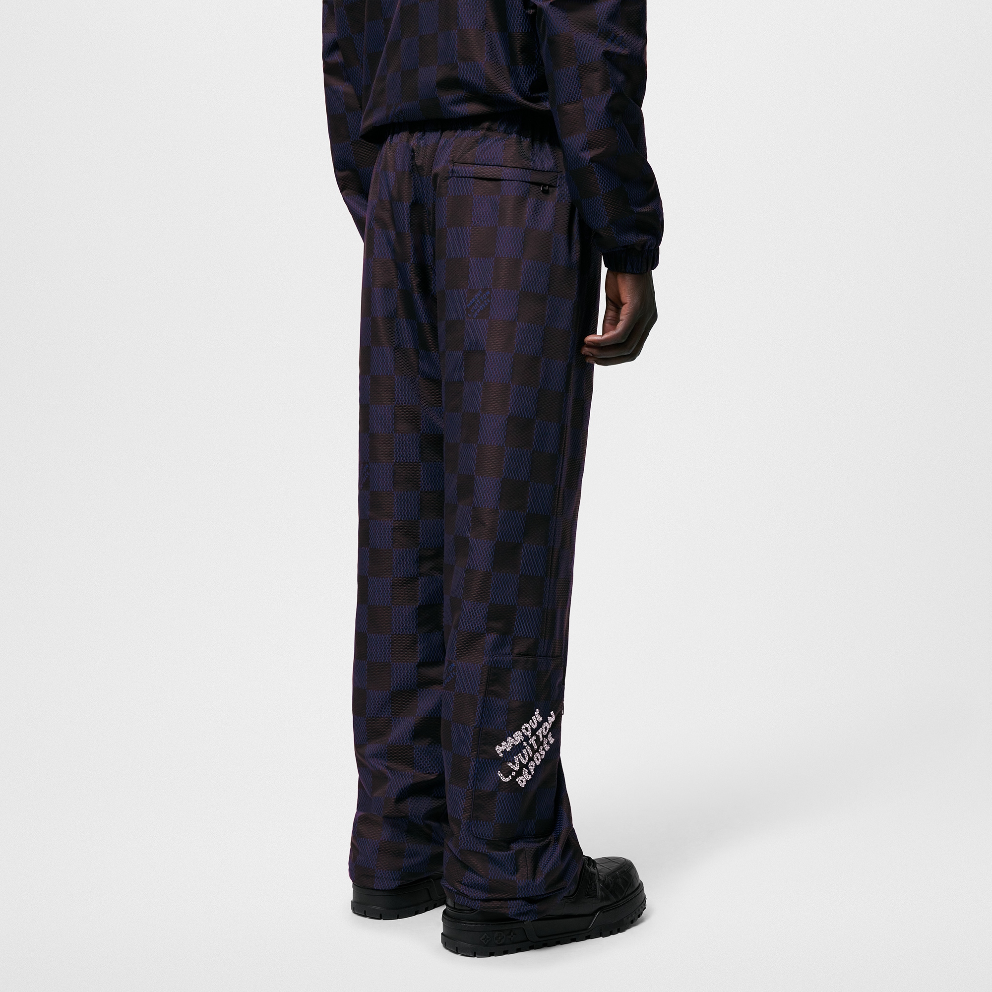 パンツ Louis Vuitton travel pants last Offer パンツ Louis Vuitton travel pants last Offer Damier Nylon